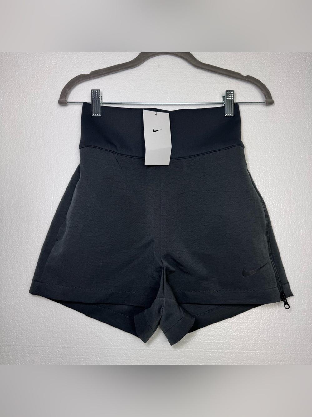 Nike Shorts Grey Tech Pack Woven High Waist size XS NWT